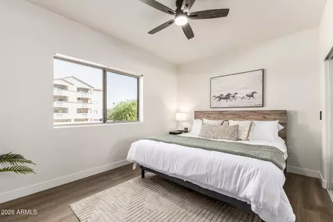 Bedroom - 920 E Devonshire Ave #2020, Phoenix, AZ 85014 photo 1 of 4