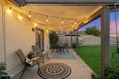 Exterior - 3943 W Willow Ave, Phoenix, AZ 85029 photo 5 of 9