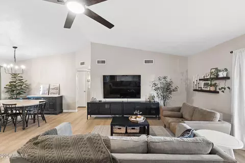 Living - 3943 W Willow Ave, Phoenix, AZ 85029 photo 2 of 2