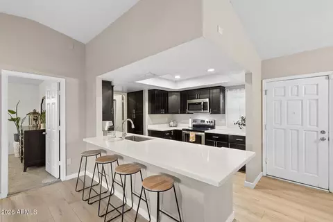 Kitchen - 3943 W Willow Ave, Phoenix, AZ 85029 photo 2 of 9