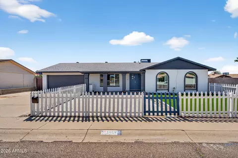 1019 W Wescott Dr, Phoenix, AZ 85027