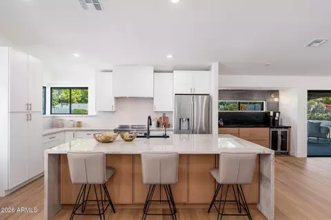 6050 E Betty Elyse Ln, Scottsdale, AZ 85254