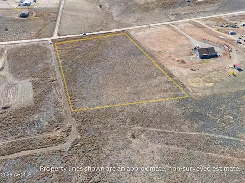 3550 W Meadow Lake Dr #-, Chino Valley, AZ 86323