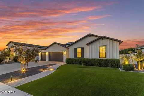 1162 E La Fortuna Ct, San Tan Valley, AZ 85140