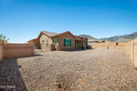 Exterior - 6741 E Vaquero Cir, Hereford, AZ 85615 photo 9 of 12