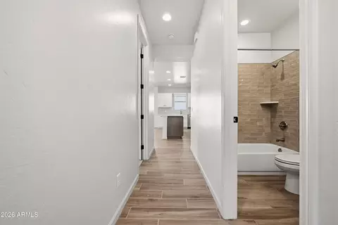 Entry Way - 6741 E Vaquero Cir, Hereford, AZ 85615 photo 4 of 8