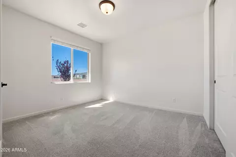 Bedroom - 6741 E Vaquero Cir, Hereford, AZ 85615 photo 3 of 10