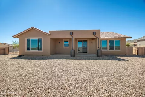 Exterior - 6741 E Vaquero Cir, Hereford, AZ 85615 photo 8 of 12