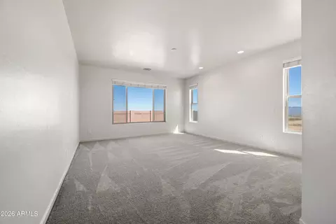 Living - 6741 E Vaquero Cir, Hereford, AZ 85615 photo 4 of 4