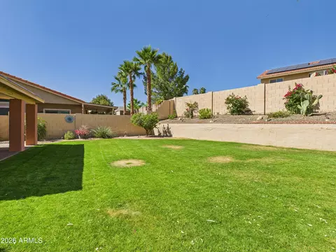 Exterior - 2750 E Rock Wren Rd, Phoenix, AZ 85048 photo 18 of 27