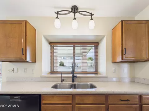 Kitchen - 2750 E Rock Wren Rd, Phoenix, AZ 85048 photo 1 of 5