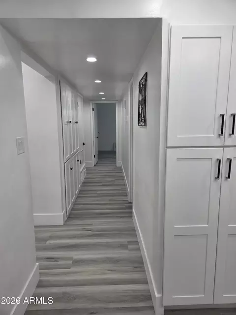 Entry Way - 1010 E 6th Pl, Mesa, AZ 85203 photo 3 of 6