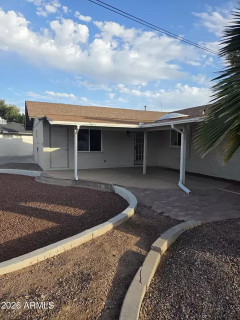 Exterior - 1010 E 6th Pl, Mesa, AZ 85203 photo 3 of 5