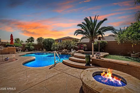 265 W Blue Lagoon Dr, Casa Grande, AZ 85122