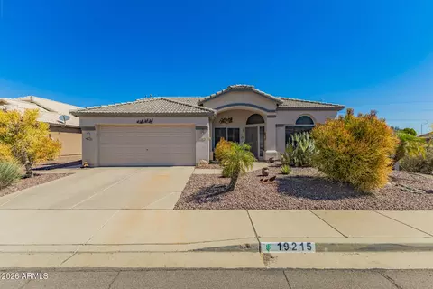 19215 N Coyote Lakes Pkwy, Surprise, AZ 85378