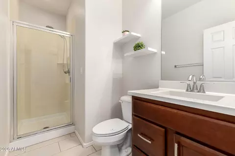 Bath - 3469 E Indigo St, Gilbert, AZ 85298 photo 2 of 3