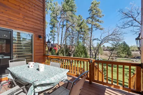 2540 W Waters Edge Ln, Lakeside, AZ 85929