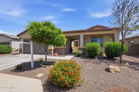 8427 N 171st Dr, Waddell, AZ 85355