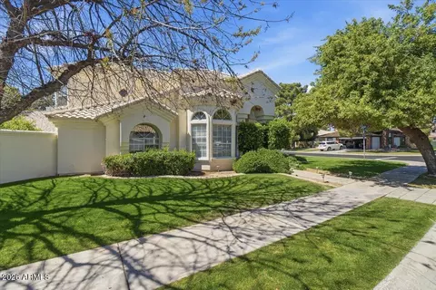1919 E Clipper Ct, Gilbert, AZ 85234