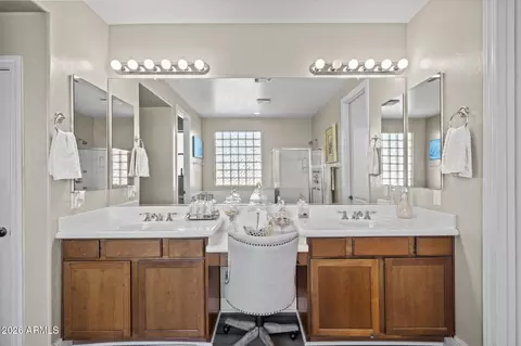 Bath - 3164 E Tonto Dr, Gilbert, AZ 85298 photo 3 of 7