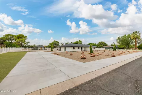 Exterior - 803 E Melody Dr, Gilbert, AZ 85234 photo 6 of 50