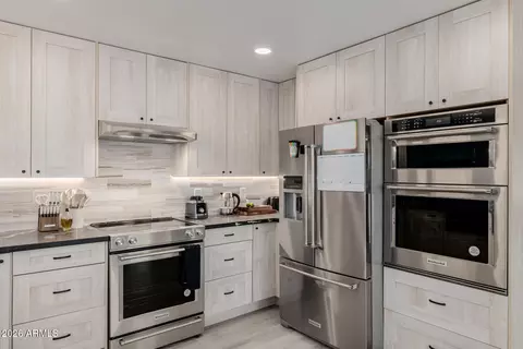 Kitchen - 803 E Melody Dr, Gilbert, AZ 85234 photo 5 of 10