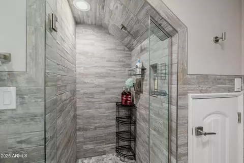 Bath - 803 E Melody Dr, Gilbert, AZ 85234 photo 6 of 7