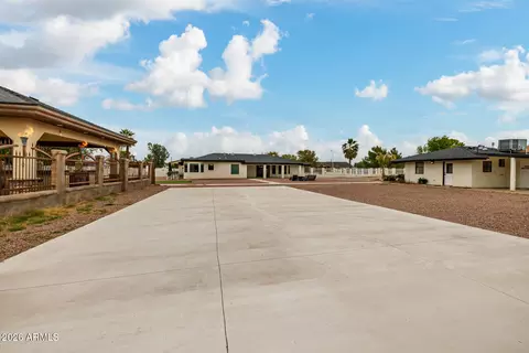 Exterior - 803 E Melody Dr, Gilbert, AZ 85234 photo 36 of 50