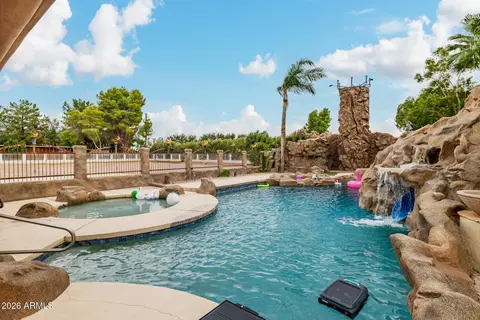 Exterior - 803 E Melody Dr, Gilbert, AZ 85234 photo 40 of 50