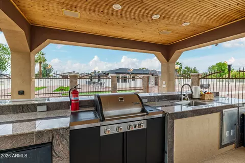 Kitchen - 803 E Melody Dr, Gilbert, AZ 85234 photo 9 of 10