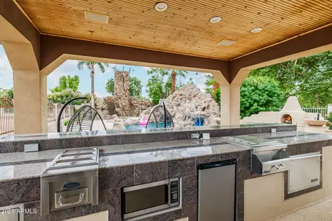 Kitchen - 803 E Melody Dr, Gilbert, AZ 85234 photo 10 of 10