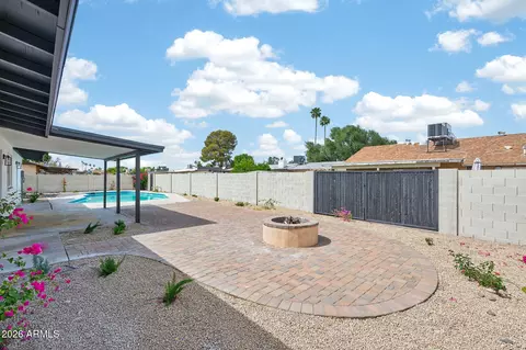 Exterior - 902 E 10th Pl, Mesa, AZ 85203 photo 5 of 8