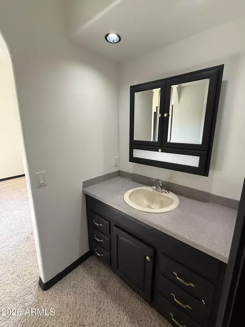Bath - 601 E Hunter Dr, Payson, AZ 85541 photo 5 of 6