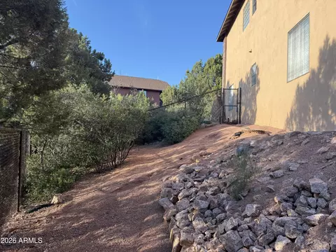 Exterior - 601 E Hunter Dr, Payson, AZ 85541 photo 7 of 14