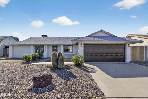 2355 W Waltann Ln, Phoenix, AZ 85023