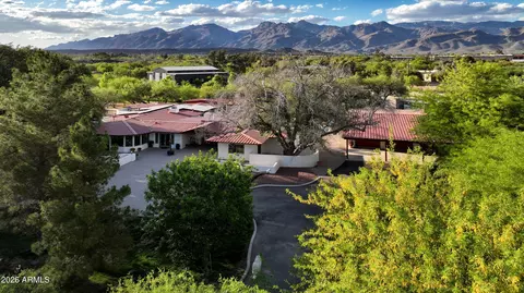 8741 E Woodland Rd, Tucson, AZ 85749