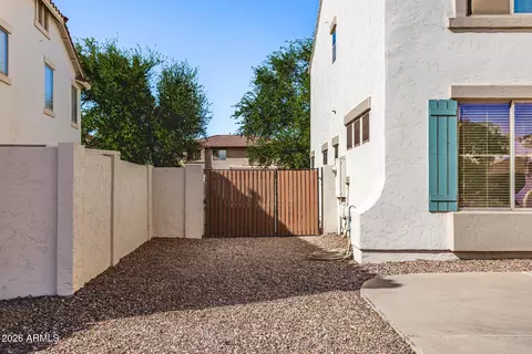 Exterior - 4616 E Buckboard Ct, Gilbert, AZ 85297 photo 2 of 12