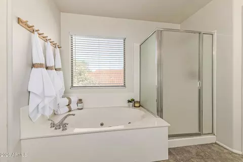 Bath - 4616 E Buckboard Ct, Gilbert, AZ 85297 photo 3 of 4