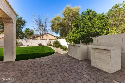 Exterior - 4616 E Buckboard Ct, Gilbert, AZ 85297 photo 5 of 12