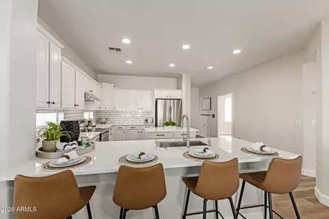 Kitchen - 4616 E Buckboard Ct, Gilbert, AZ 85297 photo 2 of 6