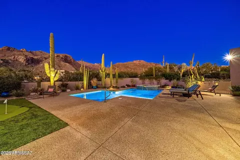 1887 E Desert Garden Dr, Tucson, AZ 85718