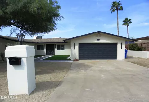 9402 N 18th St N, Phoenix, AZ 85020