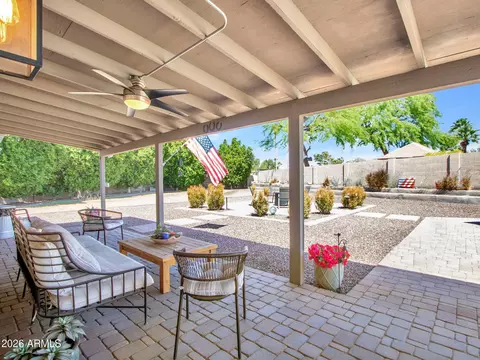 Exterior - 222 E Joan D Arc Ave, Phoenix, AZ 85022 photo 4 of 14