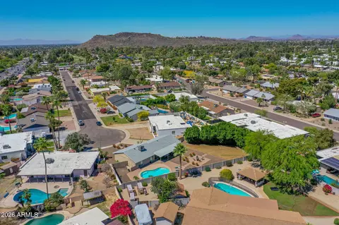 View/Area - 222 E Joan D Arc Ave, Phoenix, AZ 85022 photo 4 of 5