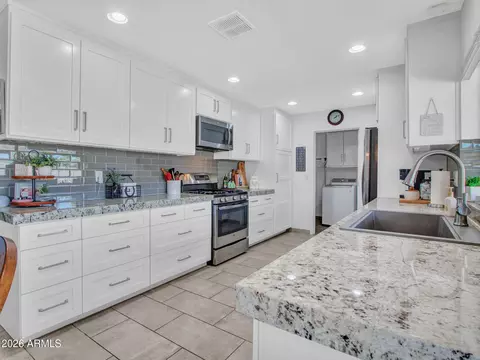 Kitchen - 222 E Joan D Arc Ave, Phoenix, AZ 85022 photo 3 of 6