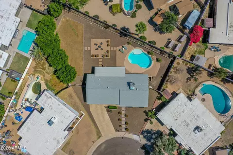 View/Area - 222 E Joan D Arc Ave, Phoenix, AZ 85022 photo 2 of 5