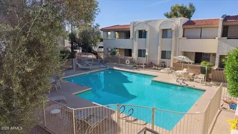 Exterior - 4150 E Cactus Rd #120, Phoenix, AZ 85032 photo 6 of 9