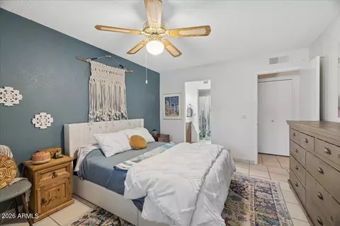 Bedroom - 4150 E Cactus Rd #120, Phoenix, AZ 85032 photo 3 of 5