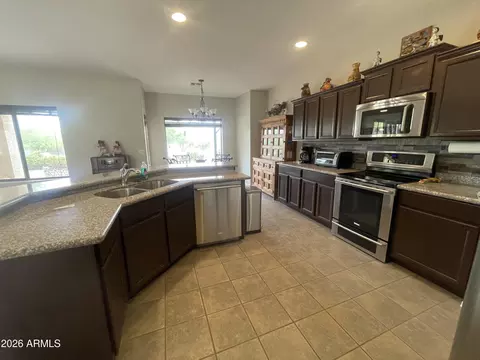 Kitchen - 9907 E Flanders Rd, Mesa, AZ 85207 photo 5 of 5