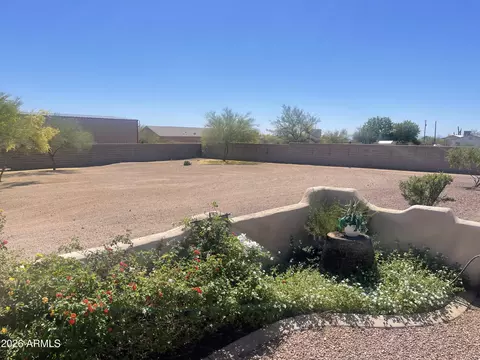 Exterior - 9907 E Flanders Rd, Mesa, AZ 85207 photo 6 of 9